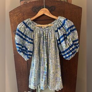 Pinch Geometric Puff-Sleeve Peasant Top in Blue, White and Green